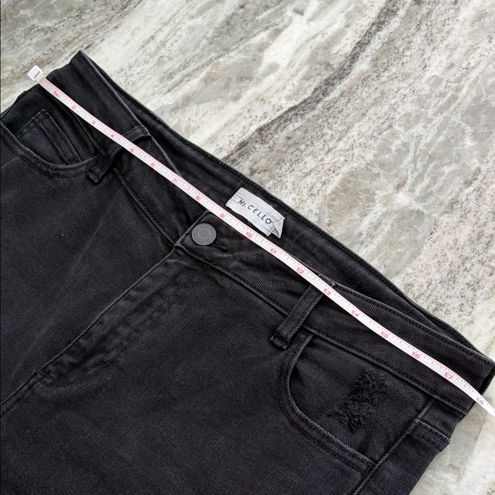 Ms. Cello Ripped Black Jeans Size 16 - Picture 8 of 15